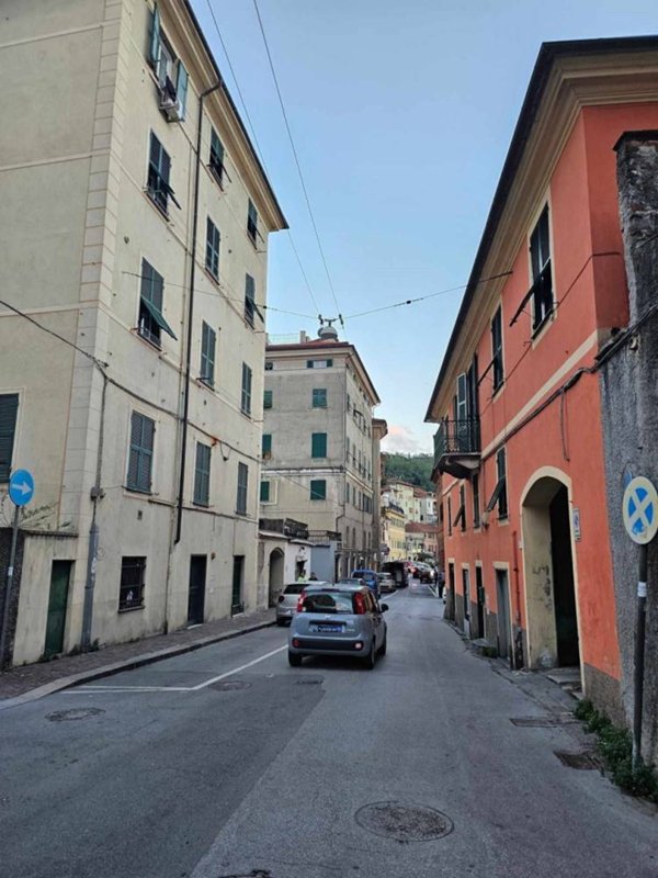 negozio in vendita a Genova in zona Pontedecimo