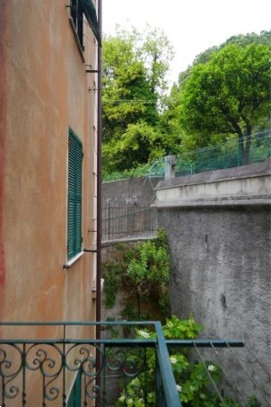 appartamento in vendita a Genova in zona Sestri Ponente