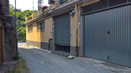 casa indipendente in vendita a Genova