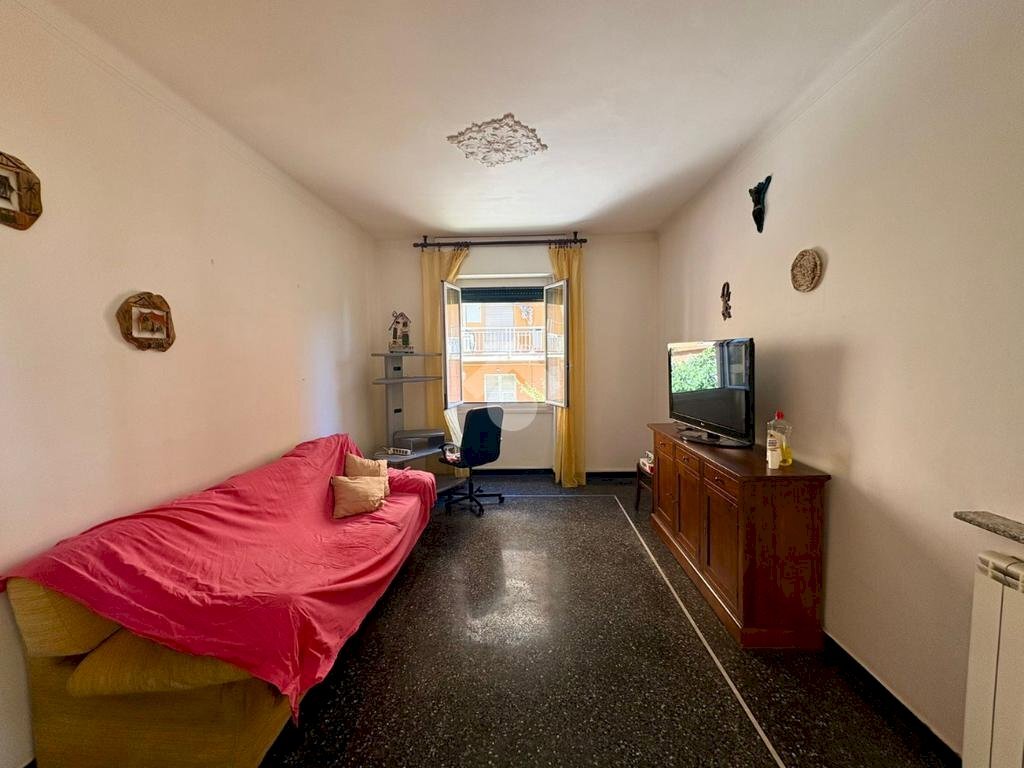 appartamento in vendita a Genova in zona Cornigliano