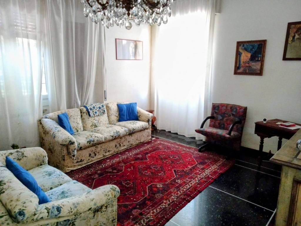 appartamento in vendita a Genova in zona Pegli