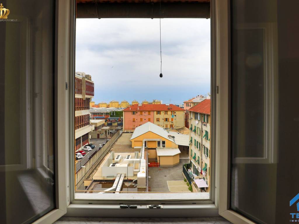appartamento in vendita a Genova in zona Borzoli