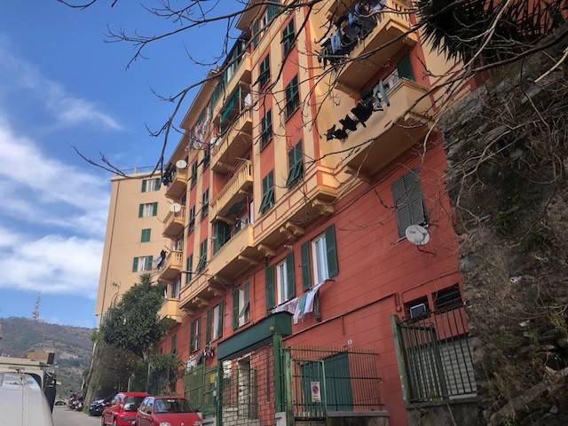 appartamento in vendita a Genova in zona Lagaccio / Granarolo