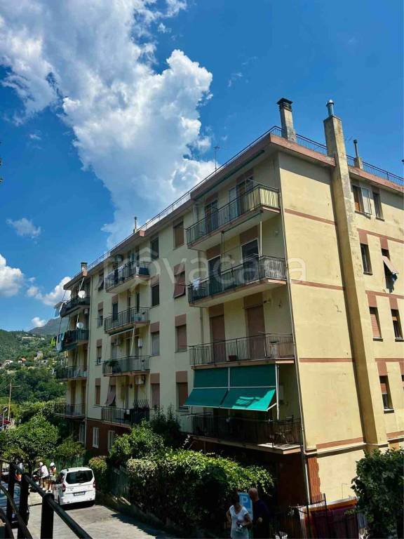 appartamento in vendita a Genova in zona Palmaro / Pra'