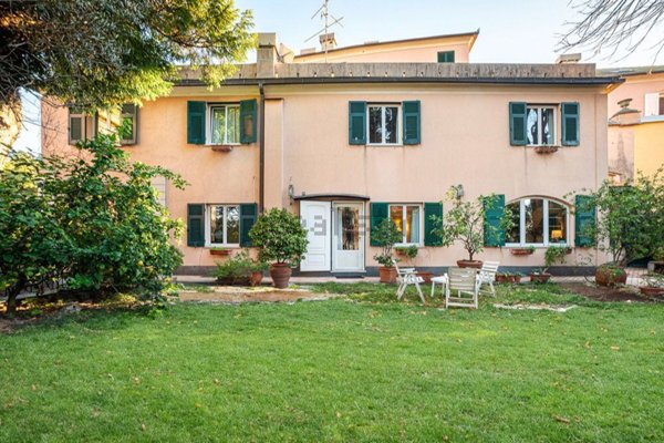 pentavano in vendita a Genova in zona Albaro