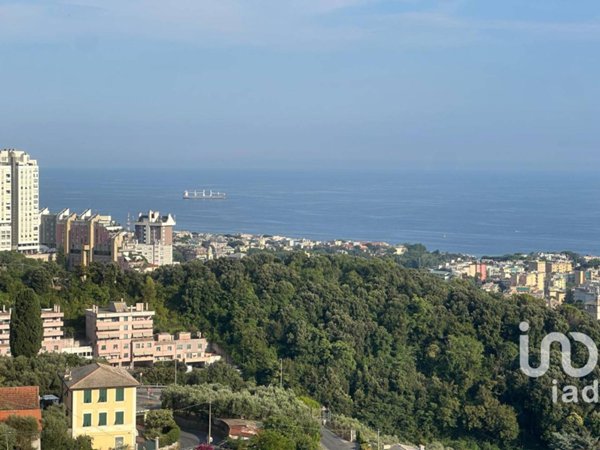 appartamento in vendita a Genova in zona Apparizione