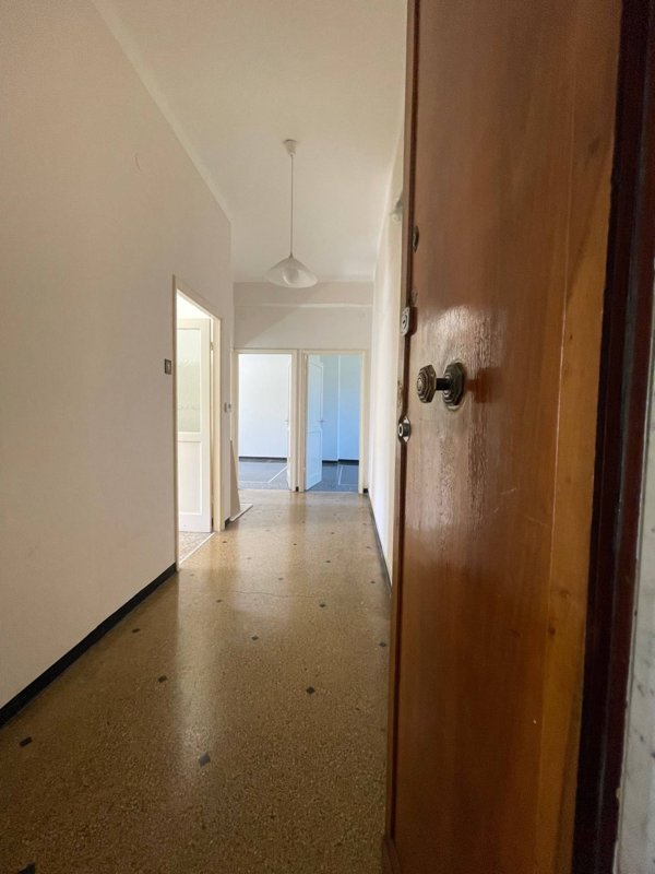 appartamento in vendita a Genova in zona Sampierdarena