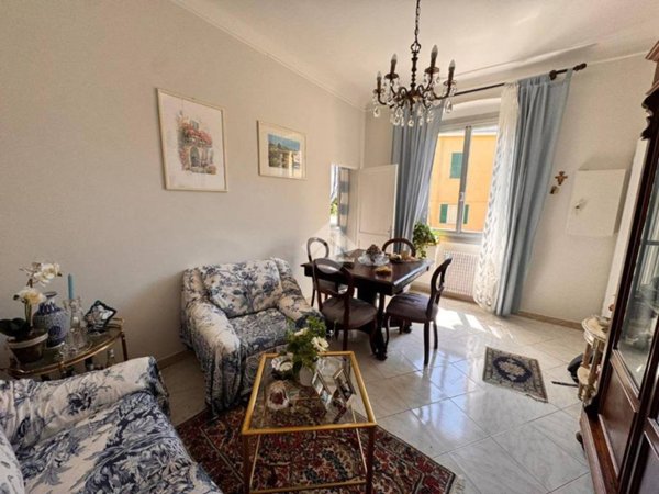 appartamento in vendita a Genova in zona Sampierdarena
