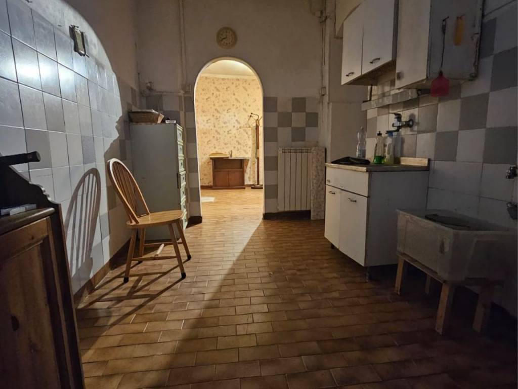 appartamento in vendita a Genova in zona Sestri Ponente
