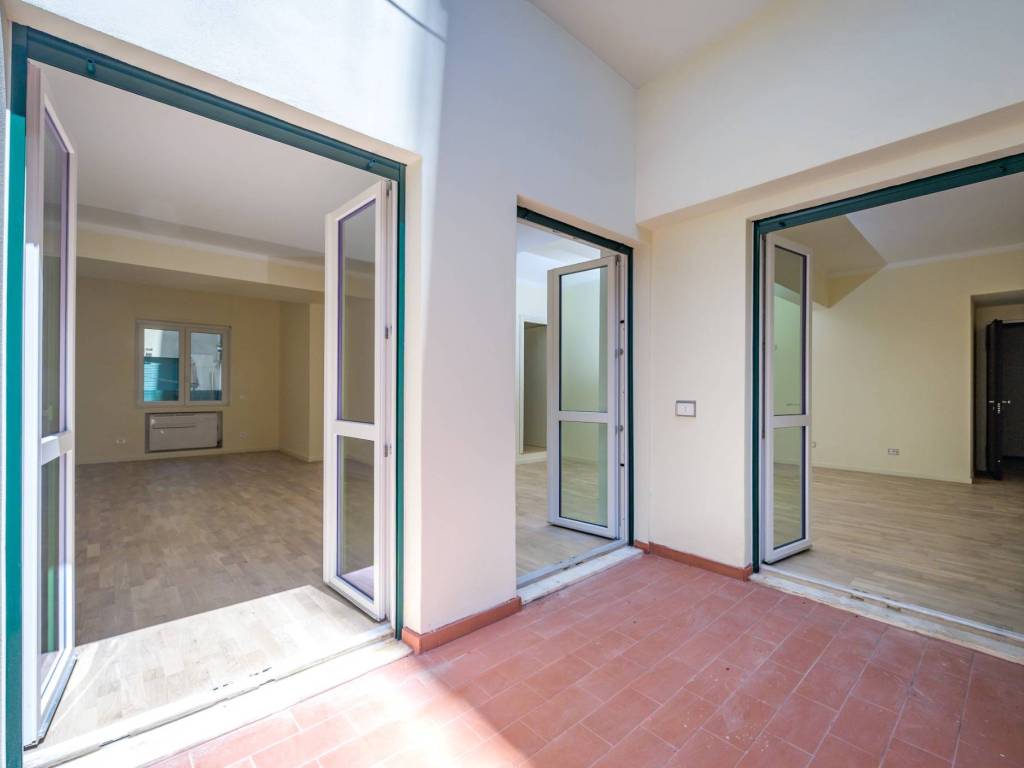 appartamento in vendita a Genova in zona Lagaccio / Granarolo