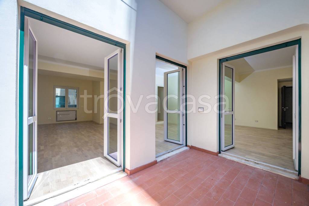 appartamento in vendita a Genova in zona Lagaccio / Granarolo