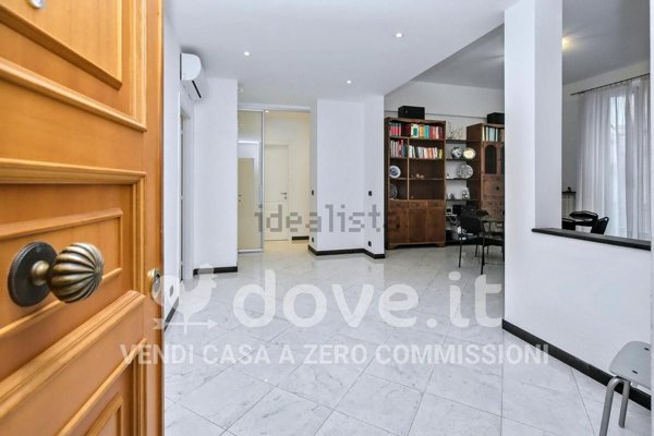 appartamento in vendita a Genova in zona Carignano
