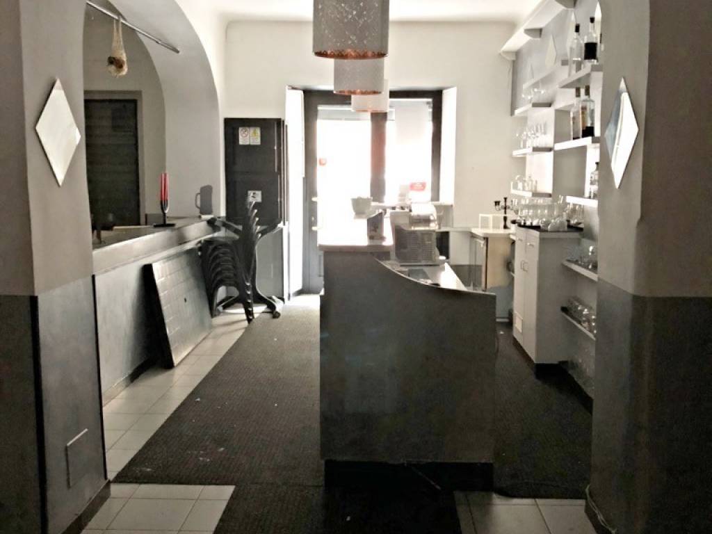 negozio in vendita a Genova in zona Marassi