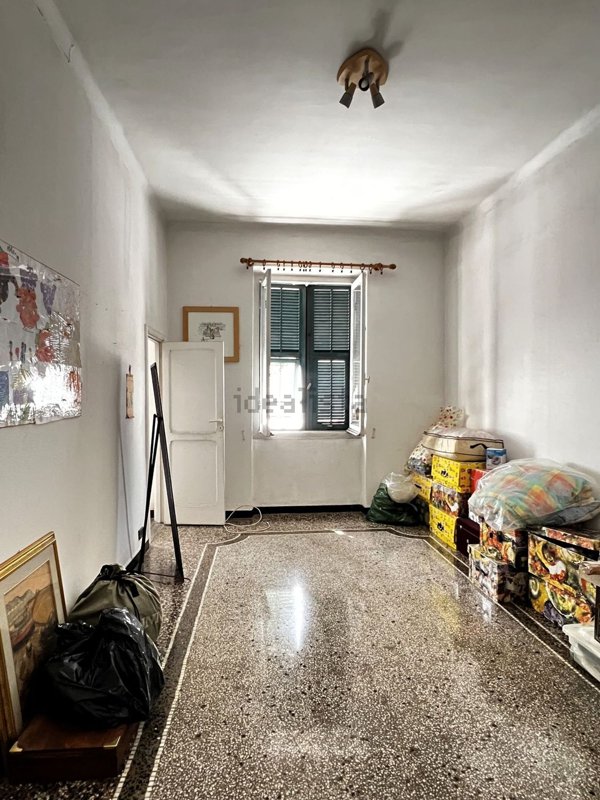 appartamento in vendita a Genova in zona Sturla
