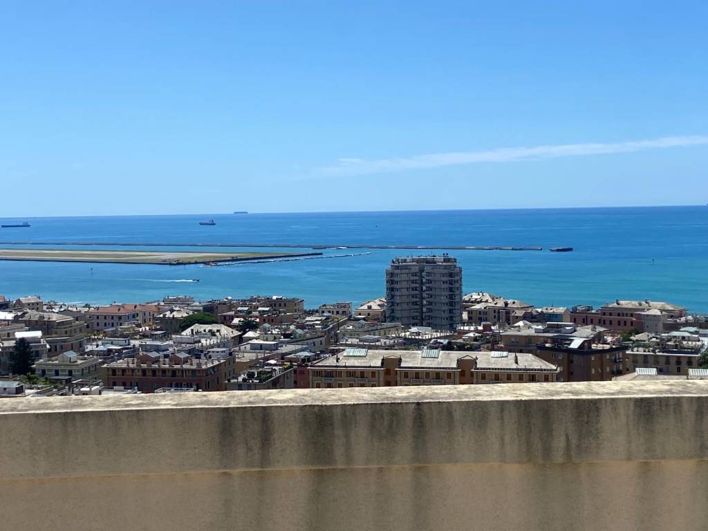 appartamento in vendita a Genova in zona Multedo
