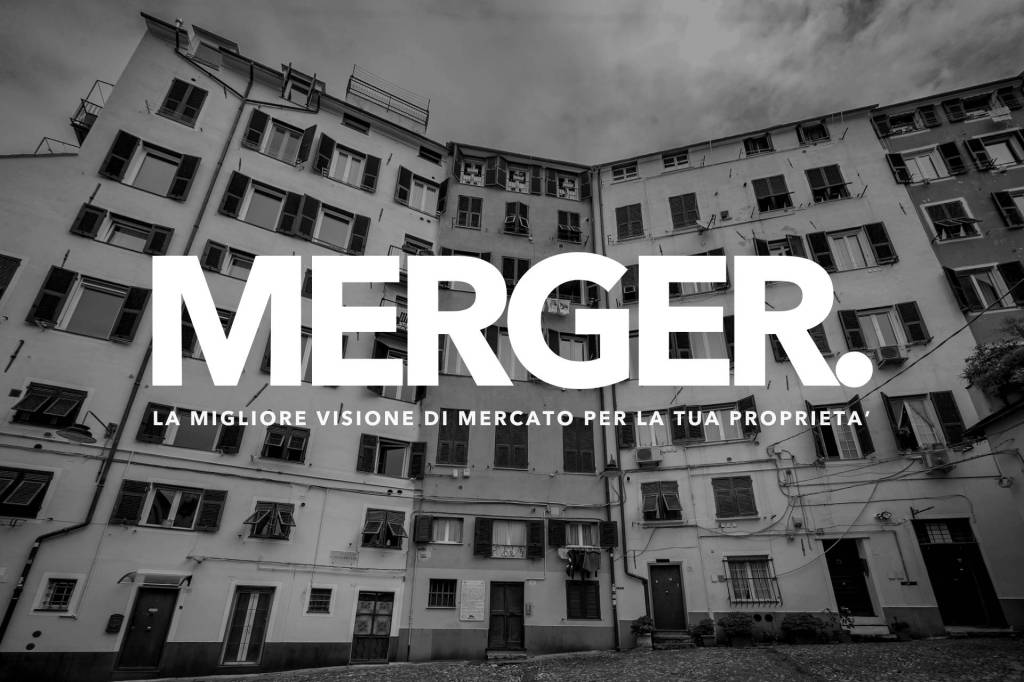 appartamento in vendita a Genova in zona Sottoripa / Maddalena / Molo