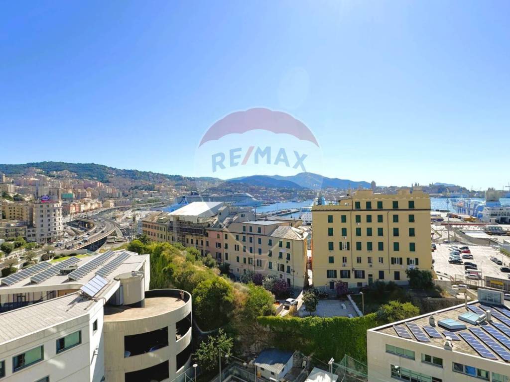 appartamento in vendita a Genova in zona San Benigno