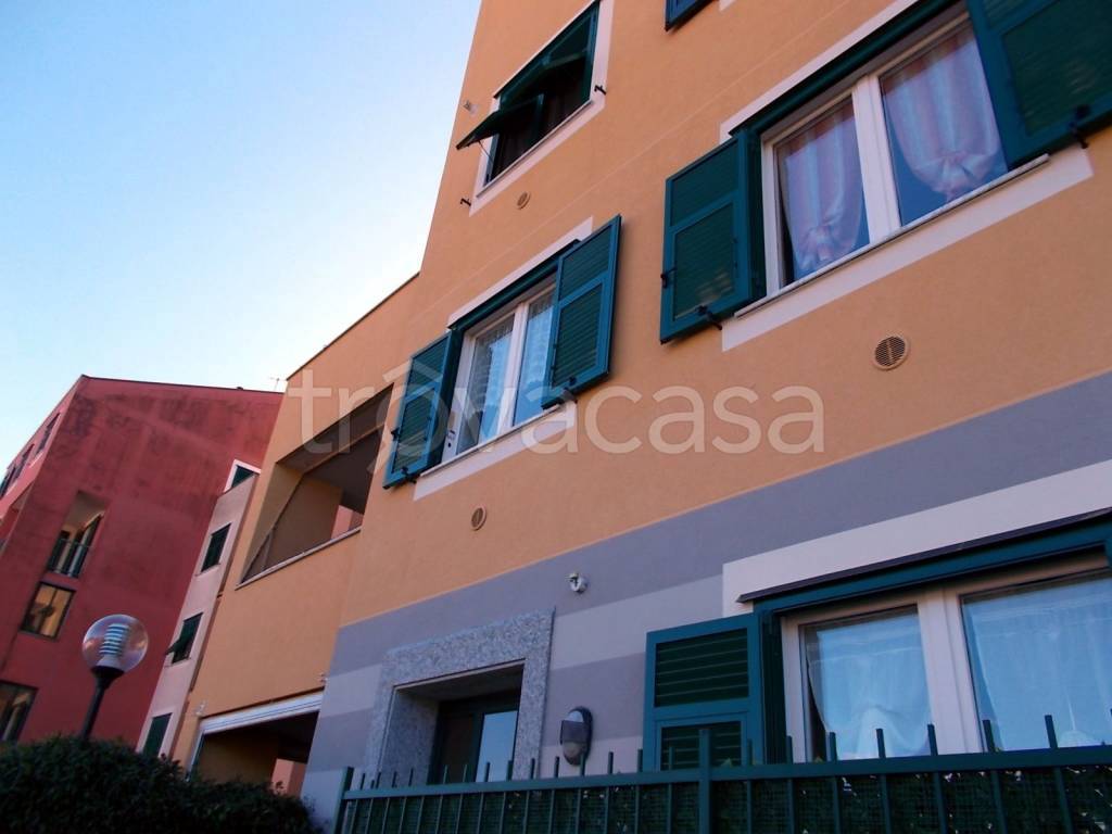 appartamento in vendita a Genova in zona Pontedecimo