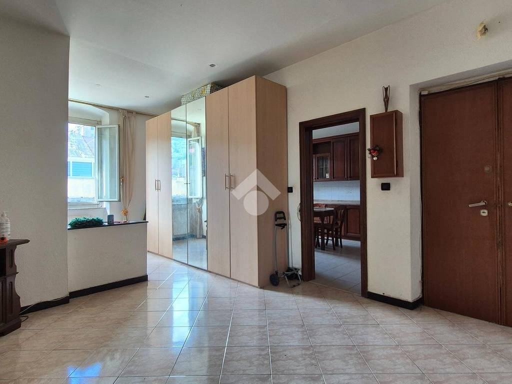 appartamento in vendita a Genova in zona Marassi
