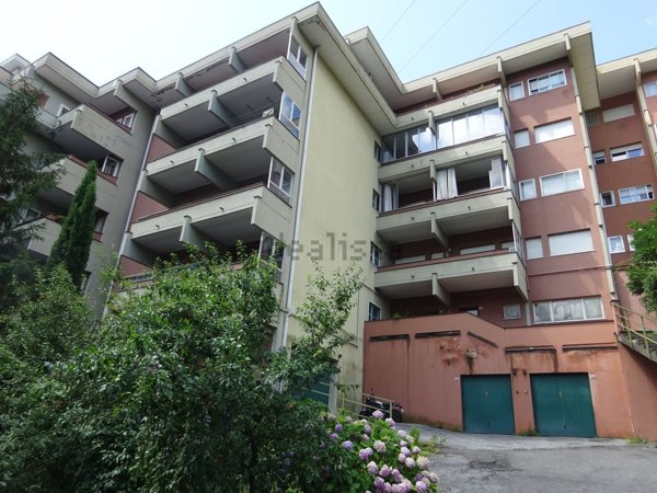 appartamento in vendita a Genova in zona Lagaccio / Granarolo