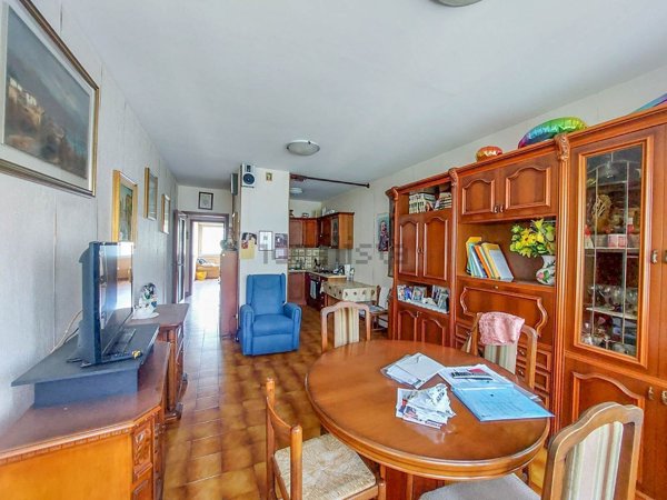 appartamento in vendita a Genova in zona Rivarolo