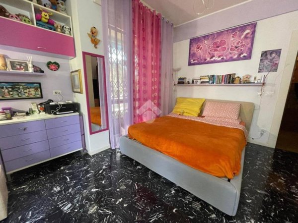 appartamento in vendita a Genova in zona Sestri Ponente