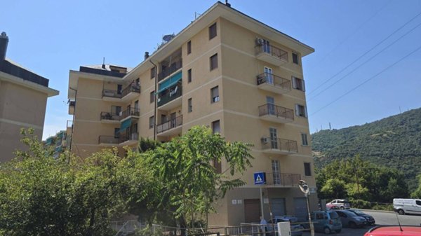 appartamento in vendita a Genova in zona Oregina
