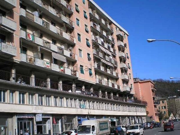 appartamento in vendita a Genova in zona Molassana