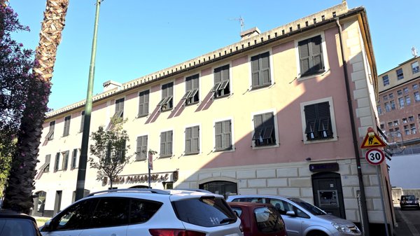 appartamento in vendita a Genova in zona Bolzaneto