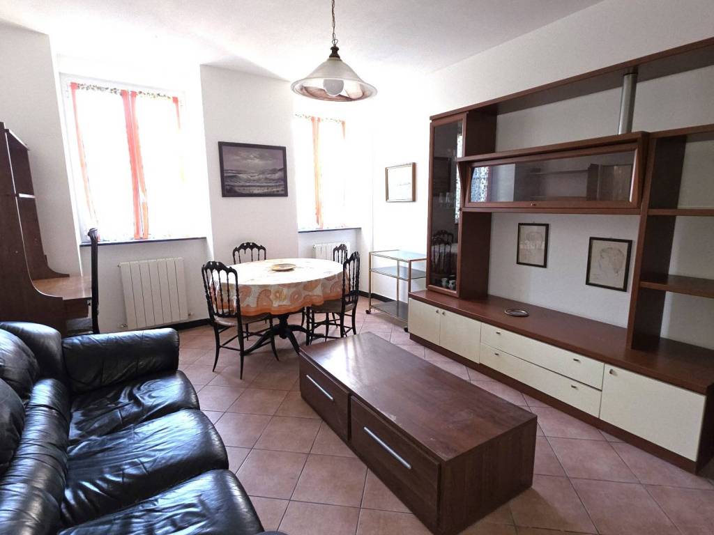 appartamento in vendita a Genova in zona Bolzaneto