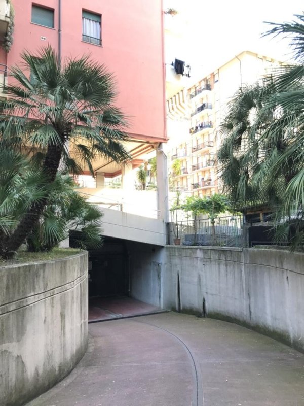 appartamento in vendita a Genova in zona Sampierdarena