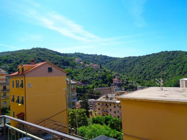 appartamento in vendita a Genova in zona Quezzi