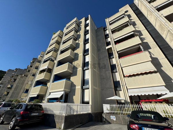 appartamento in vendita a Genova in zona Pegli