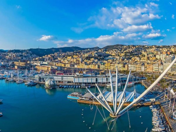 casa indipendente in vendita a Genova