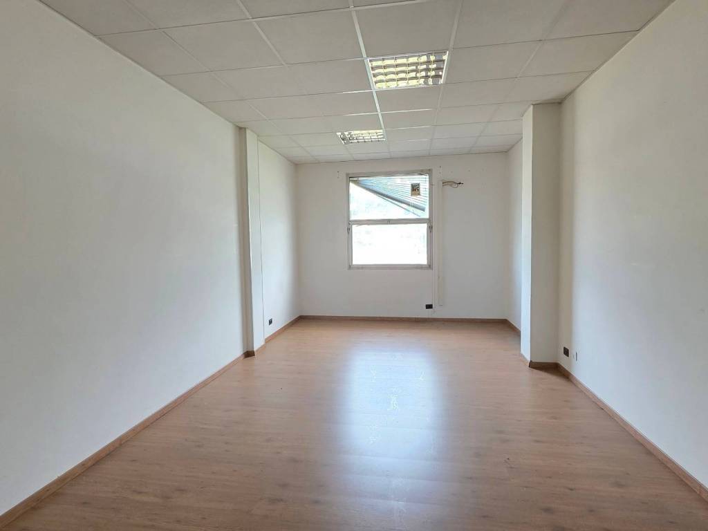 appartamento in vendita a Genova in zona Bolzaneto
