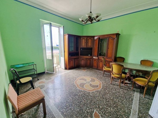 appartamento in vendita a Genova in zona Sampierdarena