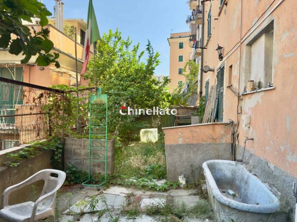 appartamento in vendita a Genova in zona Marassi