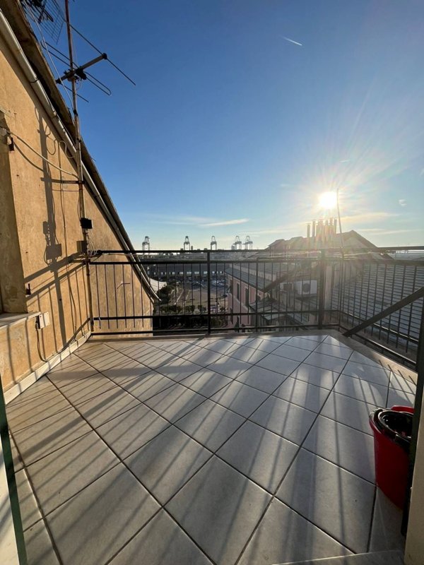 appartamento in vendita a Genova in zona Palmaro / Pra'