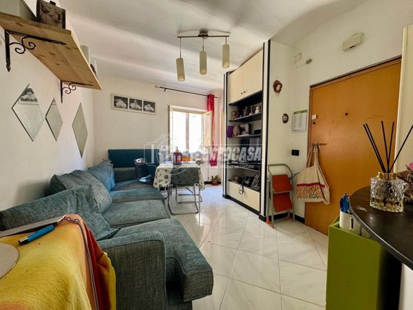 appartamento in vendita a Genova in zona Sestri Ponente