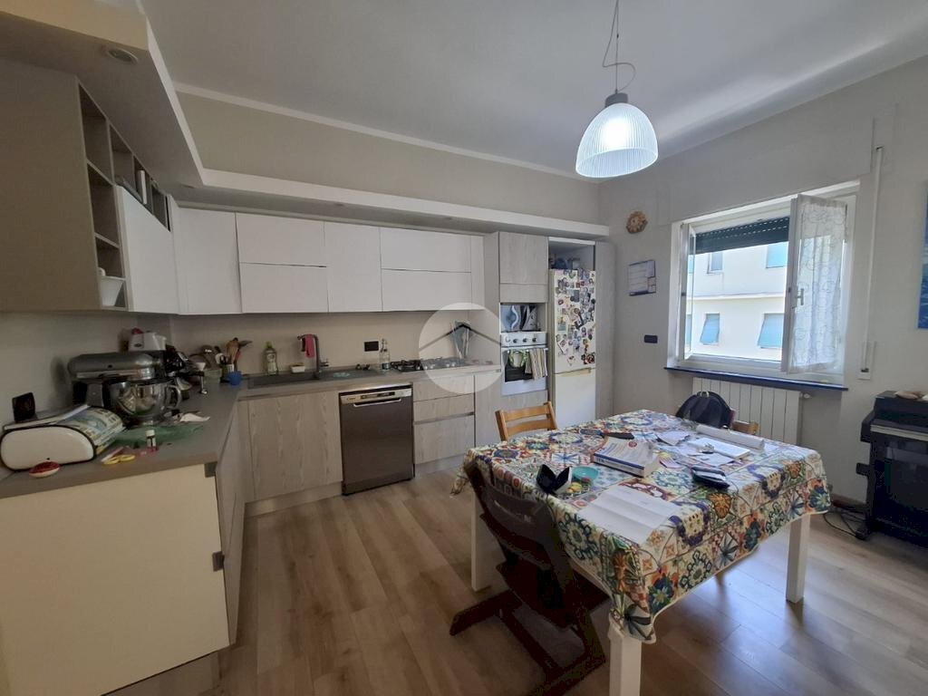 appartamento in vendita a Genova in zona Certosa