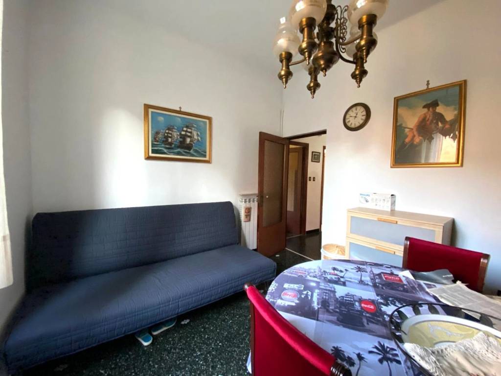 appartamento in vendita a Genova in zona Palmaro / Pra'
