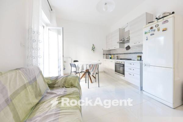 appartamento in vendita a Genova in zona Rivarolo