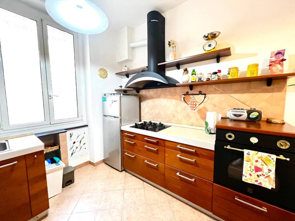 appartamento in vendita a Genova in zona Marassi