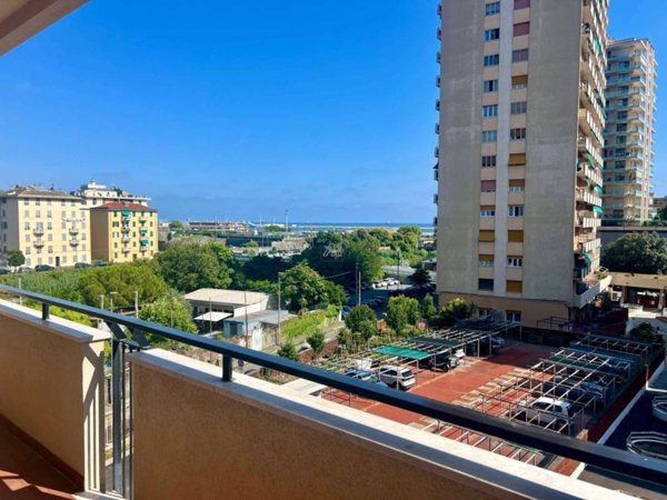 appartamento in vendita a Genova in zona Pegli