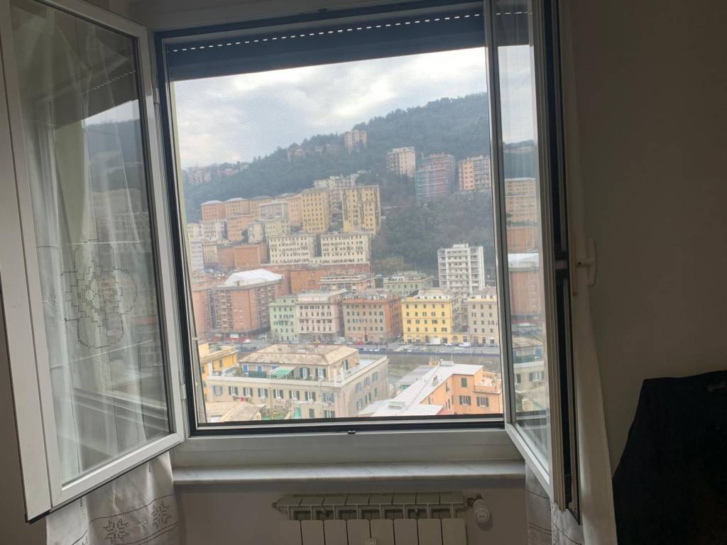 appartamento in vendita a Genova in zona Marassi