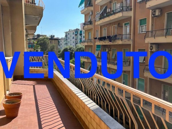 appartamento in vendita a Genova in zona Sestri Ponente