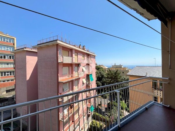 appartamento in vendita a Genova in zona Oregina