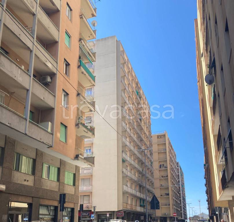 appartamento in vendita a Genova in zona Sestri Ponente