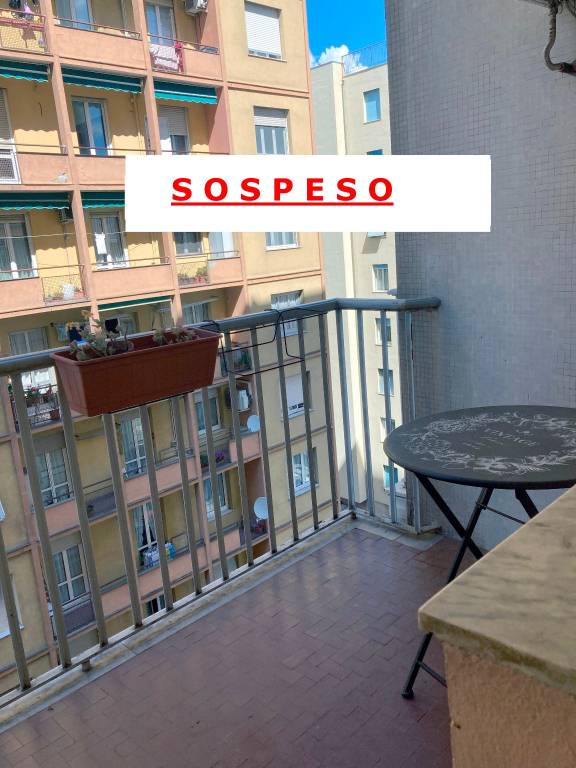 appartamento in vendita a Genova in zona Sestri Ponente
