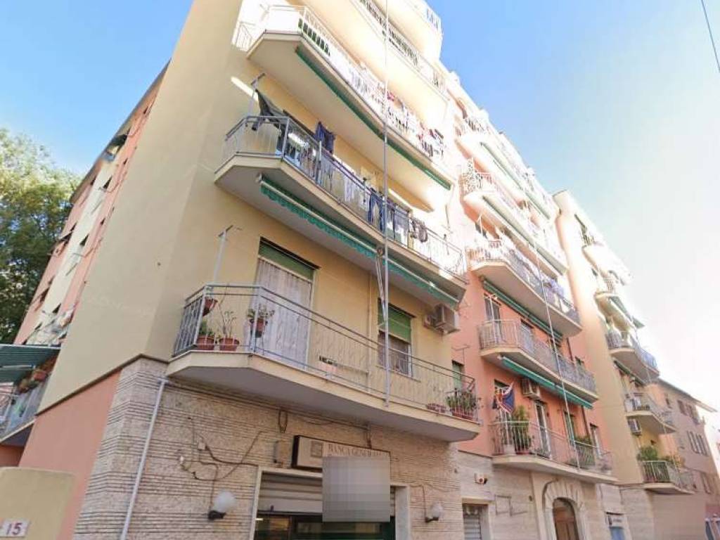 appartamento in vendita a Genova in zona Voltri